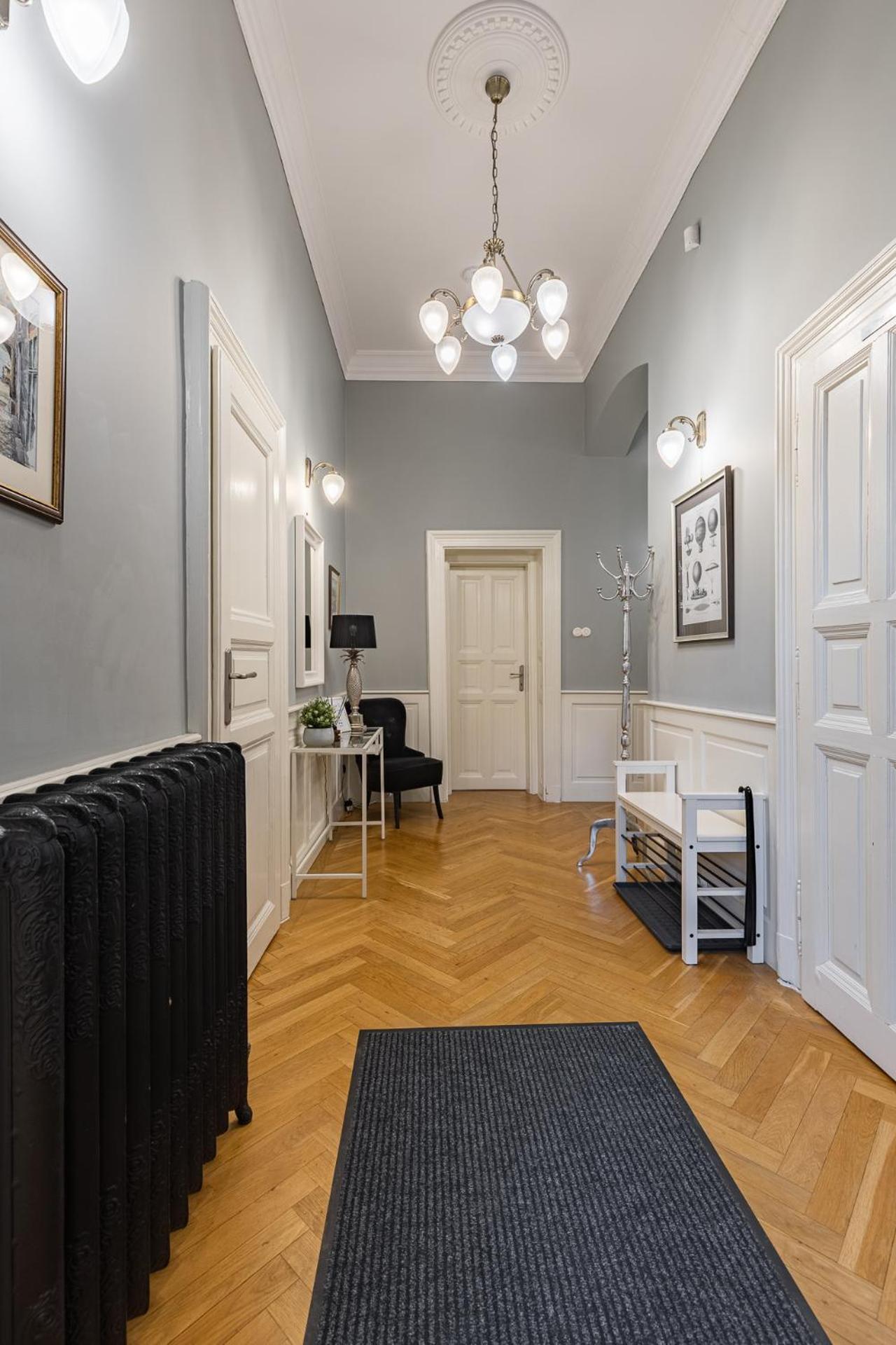 Spacious Victorian Residence By Grand Boulevard Budapeszt Zewnętrze zdjęcie
